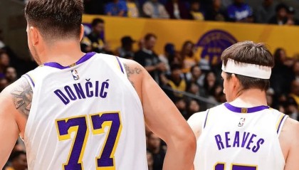 开云APP-美记：湖人相信东契奇和里夫斯的后场组合会取得成功