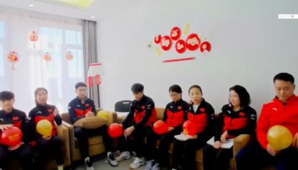 开云APP-李琰满意速滑队世界杯战果 跨界执教看重团队气氛