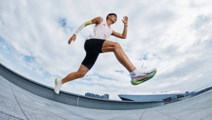 开云注册网址-中国马拉松跨入&amp;quot;205时代&amp;quot;背后，一款跑鞋的二十年押注